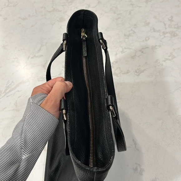 Kate Spade ♠️ Cobble Hill Black Pebbled Leather Kiernan Shoulder Bag - Picture 6 of 16